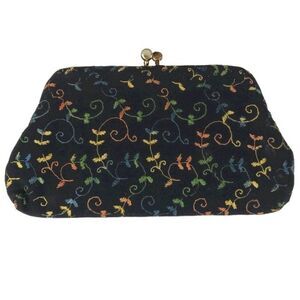 Vintage Black Embroidered Evening Clutch Purse with Kiss‎ Lock Fastener